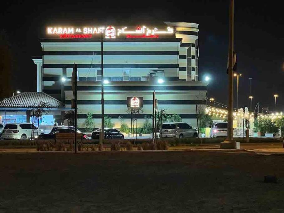 Luxury Private Studio Apartment Close To Airport Abu Dhabi Ngoại thất bức ảnh