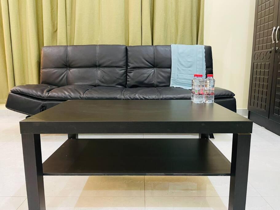 Luxury Private Studio Apartment Close To Airport Abu Dhabi Ngoại thất bức ảnh
