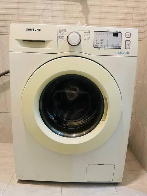 Luxury Private Studio Apartment Close To Airport Abu Dhabi Ngoại thất bức ảnh