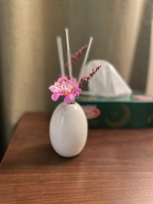 Luxury Private Studio Apartment Close To Airport Abu Dhabi Ngoại thất bức ảnh