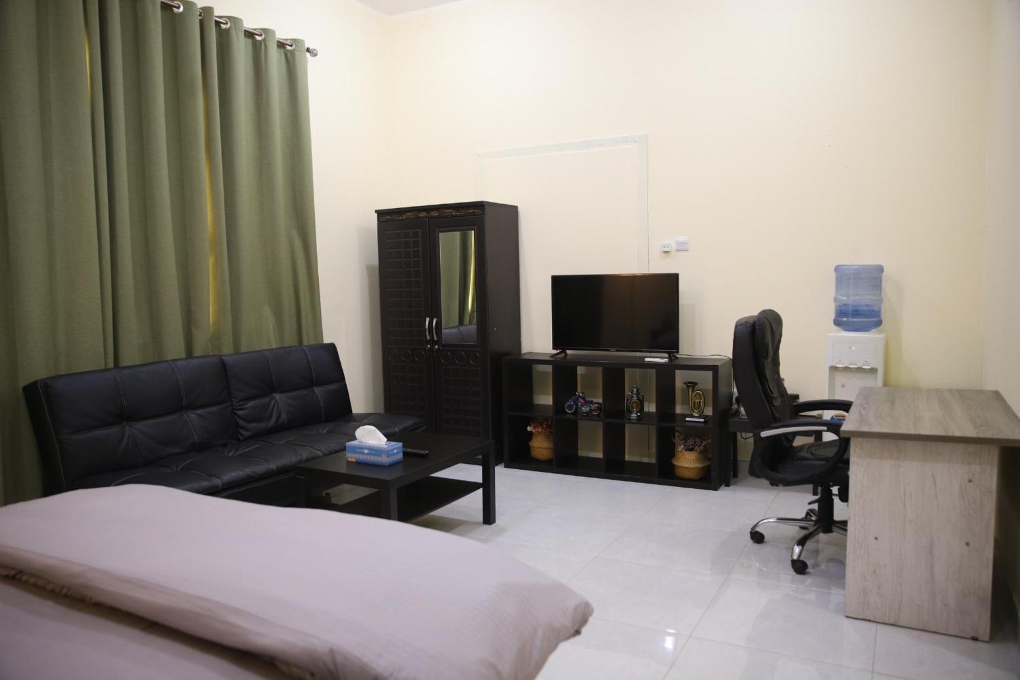 Luxury Private Studio Apartment Close To Airport Abu Dhabi Ngoại thất bức ảnh